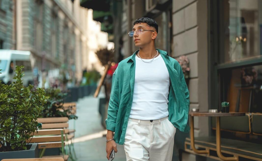 18 YAŞINDA MUCİZE! DJ FURKAN KAYA, MODA VE MÜZİKTE DÜNYAYI SALLIYOR