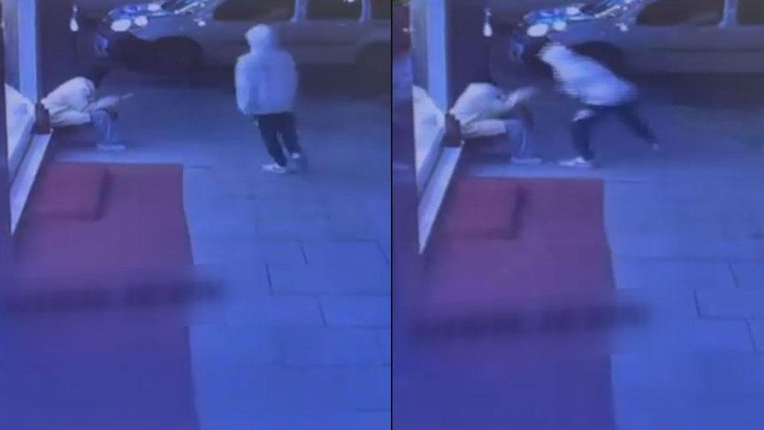 İzmir’de Kapkaç Girişimi Kamerada: Kadın Telefona Sahip Çıktı