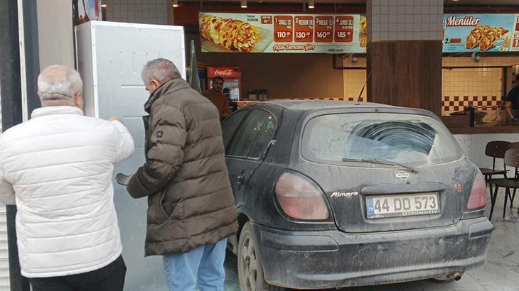 Battalgazi’de Kadın Sürücünün Döner Salona Girmesi Panik Yarattı