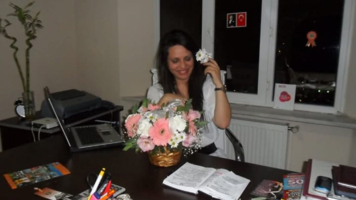 Aysun Uğuş, İngilizce Eğitiminde Konuşturan Sistemiyle Dikkat Çekiyor