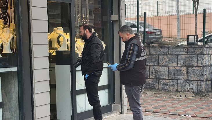 Şanlıurfa’da Kuyumcuya Silahlı Soygun: Polis Memuru Yaralandı