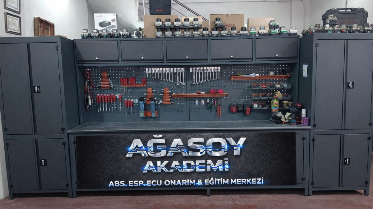 İzmir’den Türkiye’ye Uzanan Başarı: Ağasoy Akademi Otomotivde Yeni Nesil Ustalık Yetiştiriyor