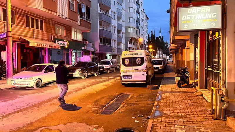 Samsun’da Bıçaklı Saldırı: Bir Kişi Ağır Yaralandı