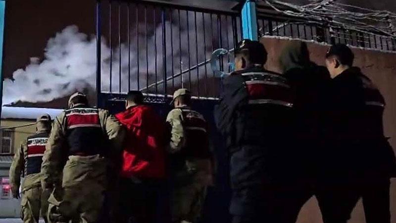 Sahte Avukat Çetesi Çökertildi: 8 Kişi Tutuklandı, Çok Sayıda Dijital Materyal Ele Geçirildi