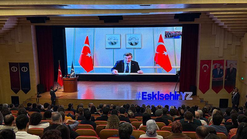 Eskişehir’de “Uluslararası Yapay Zeka Zirvesi” Düzenlendi