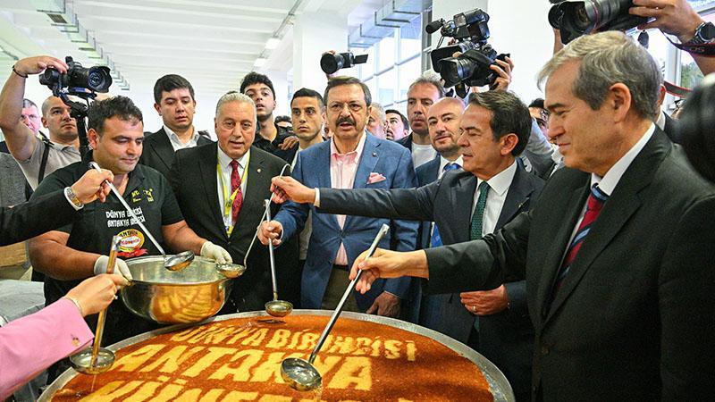 YÖREX 17’nci kez kapılarını açtı: Anadolu’nun lezzetleri ve kültürü Antalya’da buluştu