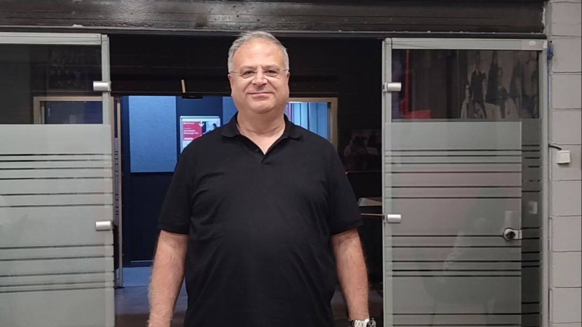 Eğitimden Sahne Işıklarına Uzanan Yol: Sedat Çelebisoy Müzik Kariyerinde Yeni Döneme Giriyor