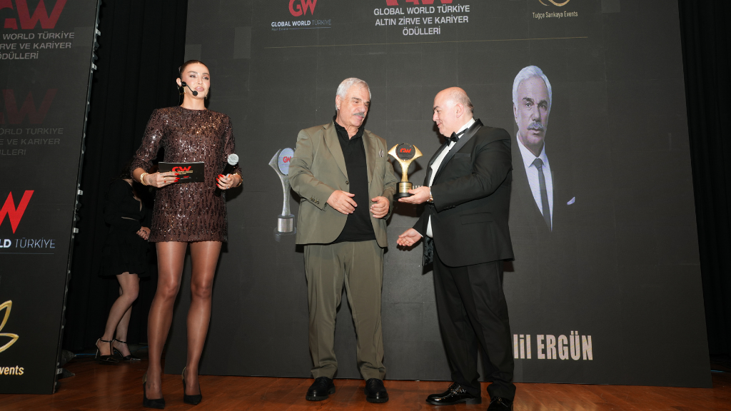 GLOBAL WORLD TÜRKİYE’YE BÜYÜK ONUR: “YILIN EN HIZLI BÜYÜYEN FRANCHISE MARKASI”