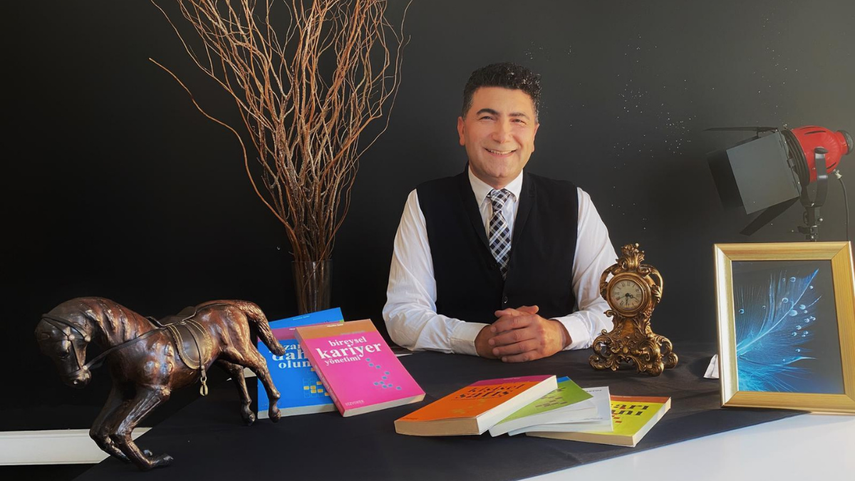 Ertan Şimşek: Modern Dünyada Başarı Artık Zihin Yönetimiyle Mümkün