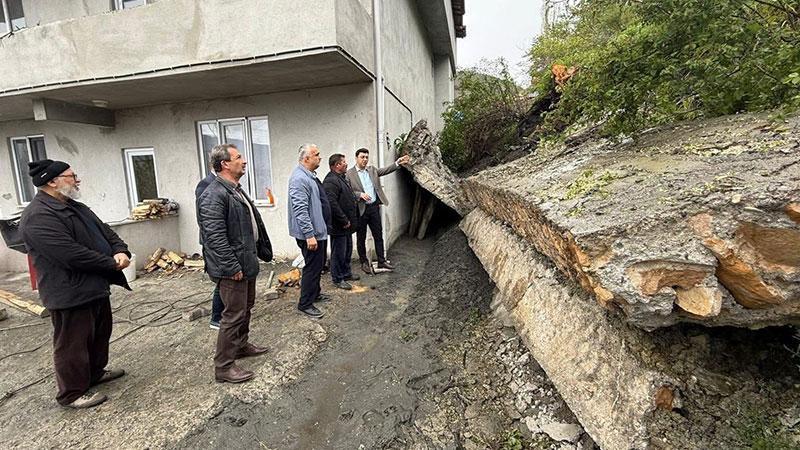 Tokat Almus’ta Sağanak Sonrası Heyelan: İstinat Duvarı Çöktü
