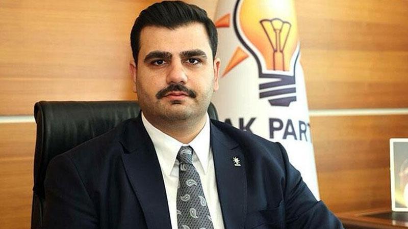 AK Parti’den Özgür Özel’e “Kimlik Hırsızlığı” Tepkisi: “Siyasi Rekabet Sahtecilikle Olmaz”