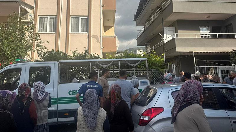 Kanser Tedavisi Görüyordu; Eşini Hayattan Kopardı!