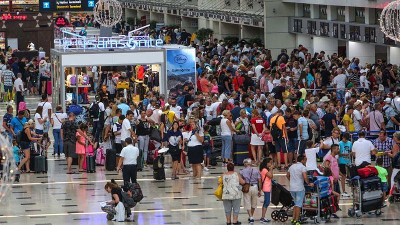 ANTALYA TURİZMİNDE BAYRAM HAZIRLIĞI! 200 BİN ZİYARETÇİ BEKLENTİSİ