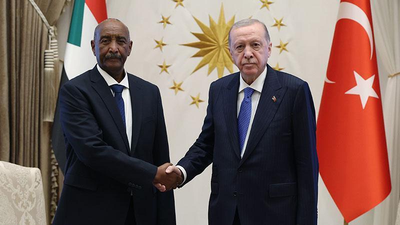 Erdoğan ile Sudan Lideri Burhan Külliye’de Bir Araya Geldi