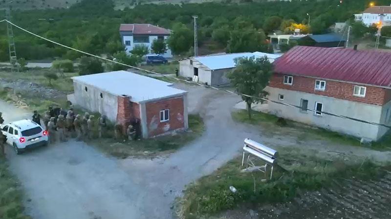 JASAT Operasyonunda 60 Yıl Cezalı 2 Firari Yakalandı