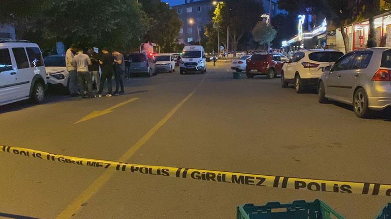 İstanbul’da Parkta Korku Dolu Anlar: İki Grup Arasında Silahlı Kavga