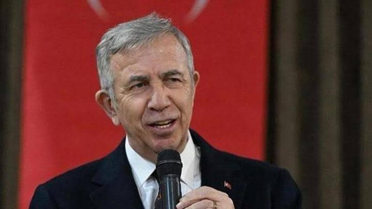 Mansur Yavaş’tan Eleştirilere Yanıt! “Her Eleştiriyi Başımın Üstünde Taşırım”