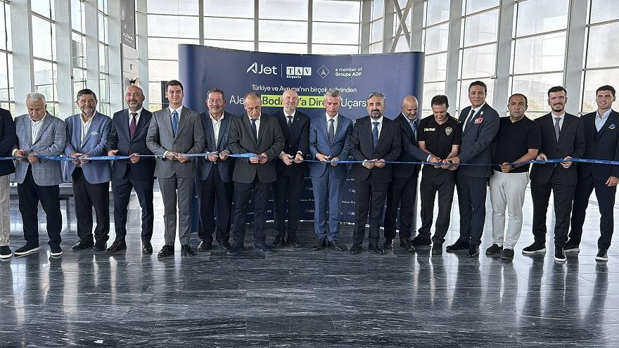 AJet, Bodrum’dan Avrupa’ya Açılan Direkt Uçuşlarıyla Havalimanında Tören Düzenledi
