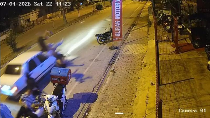 Kontrolden Çıkan Otomobil 4 Yayaya Çarptı