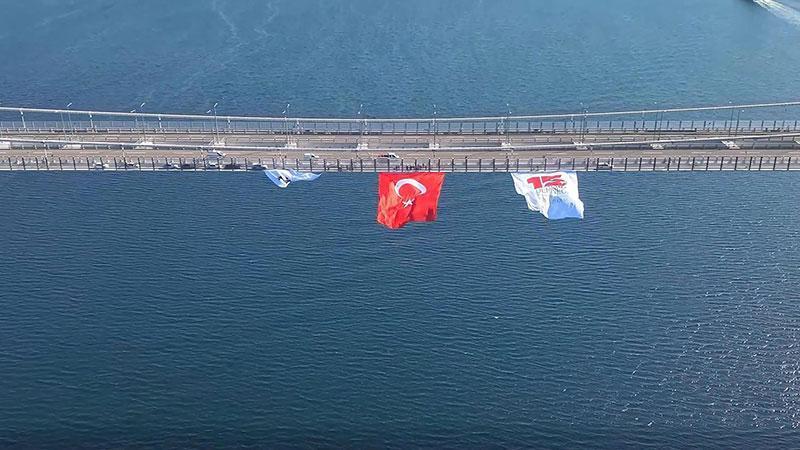 15 Temmuz’un 10. Yılında 1915 Çanakkale Köprüsü’nde Türk Bayrağı Dalgalandı