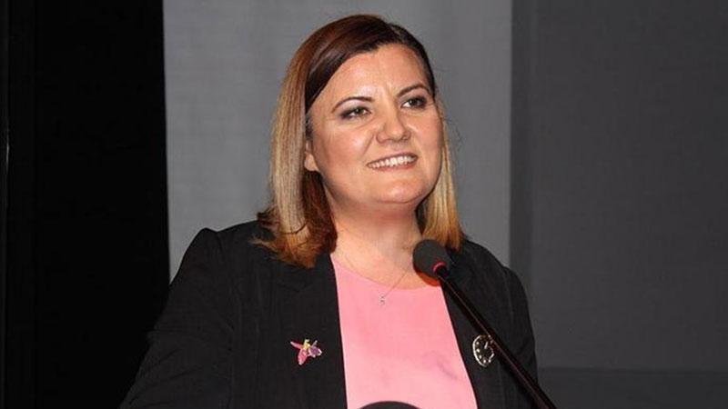 İzmit Belediye Başkanı Fatma Kaplan Hürriyet görevden uzaklaştırıldı