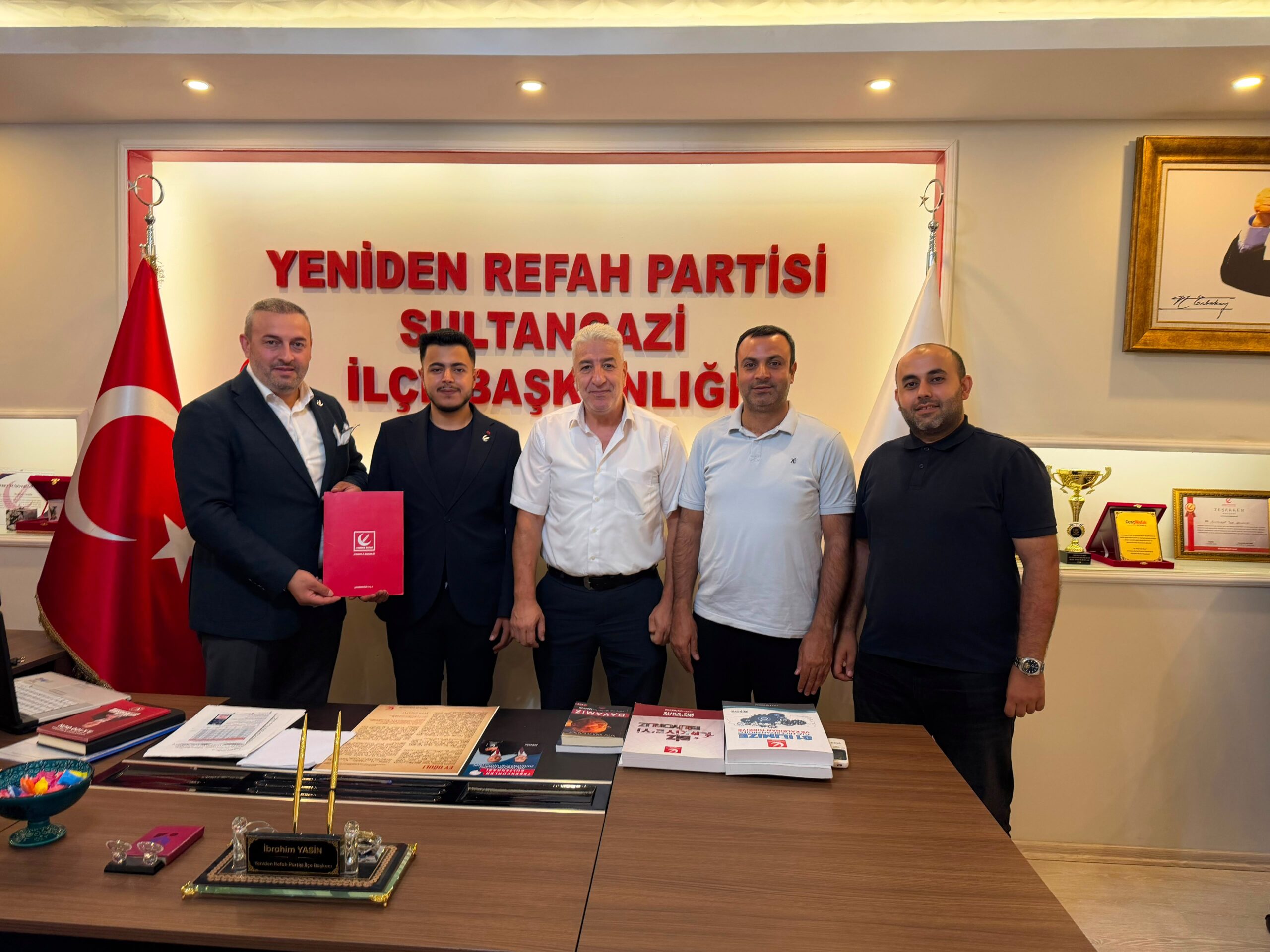 Yusuf Aybak’a Sultangazi’de Kritik Görev: Gençlik Kollarında Yeni Sayfa Açıldı