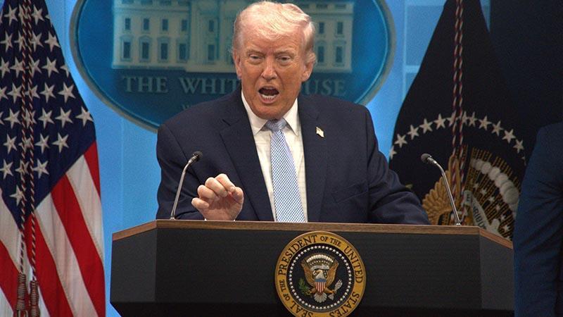 Trump, Fox News muhabirine tepki gösterdi: “İran anlaşma yapmak için yalvarıyor”