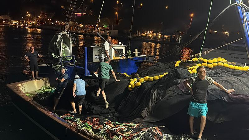 Muğla’da balıkçılar denize açıldı: ‘Vira Bismillah’ diyerek sezonu başlattılar