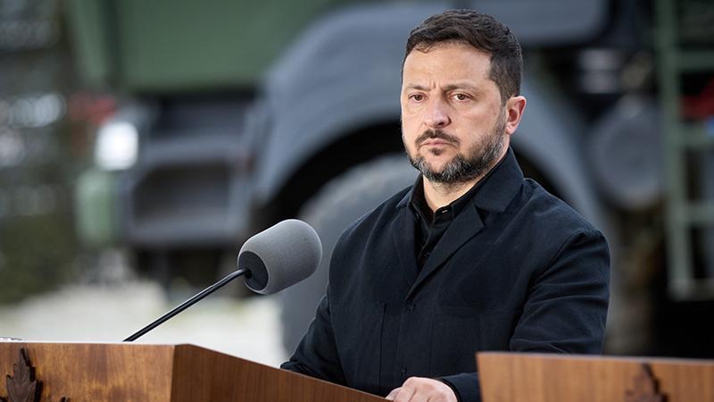 Zelenskiy: “Güçlü liderler Rusya’yı doğru pozisyona getirebilir”