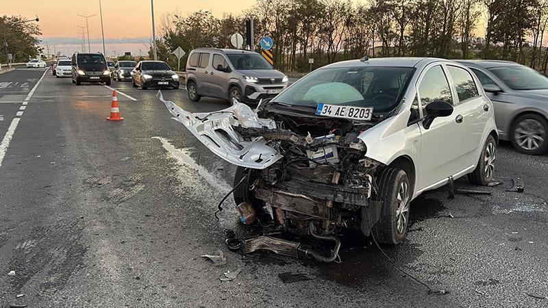 Tekirdağ’da iki otomobil kafa kafaya çarpıştı: 5 yaralı