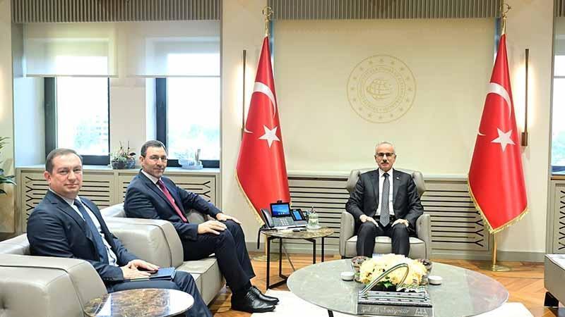 Bakan Uraloğlu, ROKETSAN yöneticilerini ağırladı